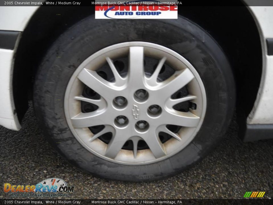 2005 Chevrolet Impala White / Medium Gray Photo #19