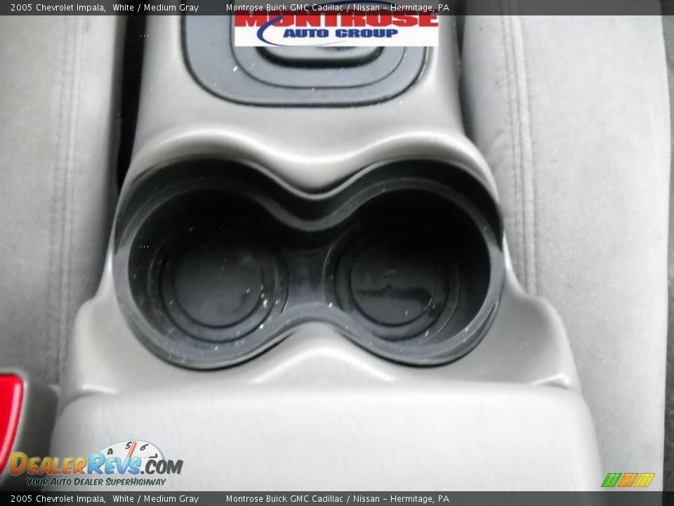 2005 Chevrolet Impala White / Medium Gray Photo #28