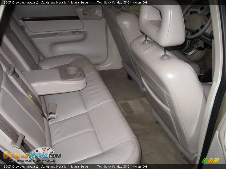 2005 Chevrolet Impala LS Sandstone Metallic / Neutral Beige Photo #15