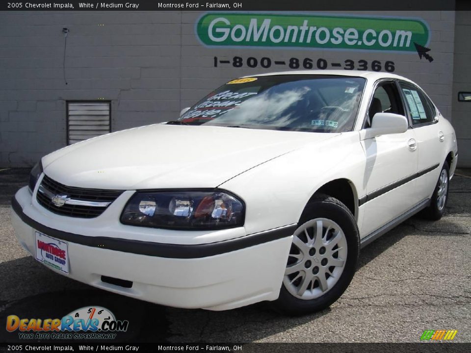 2005 Chevrolet Impala White / Medium Gray Photo #1