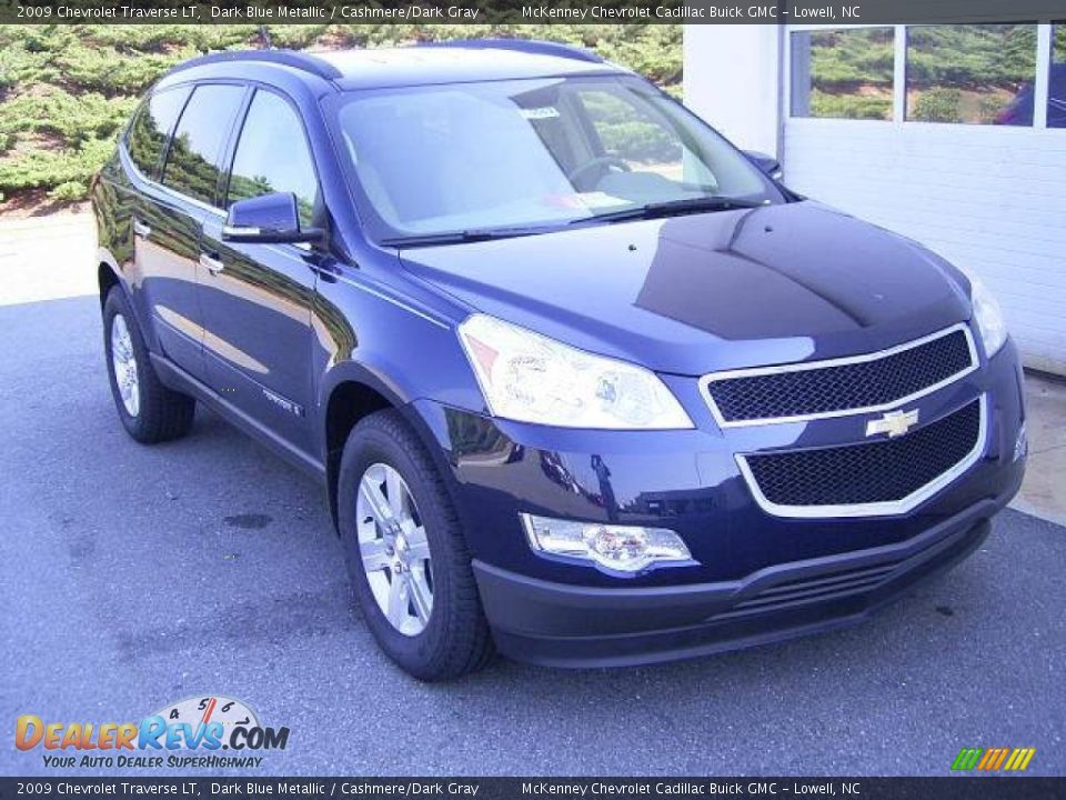 2009 Chevrolet Traverse LT Dark Blue Metallic / Cashmere/Dark Gray Photo #6