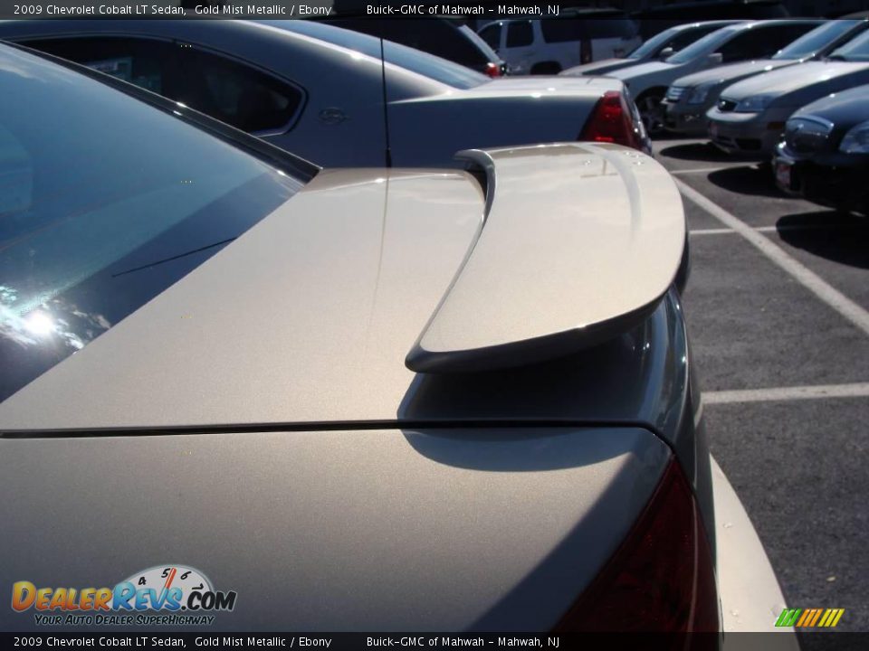 2009 Chevrolet Cobalt LT Sedan Gold Mist Metallic / Ebony Photo #9
