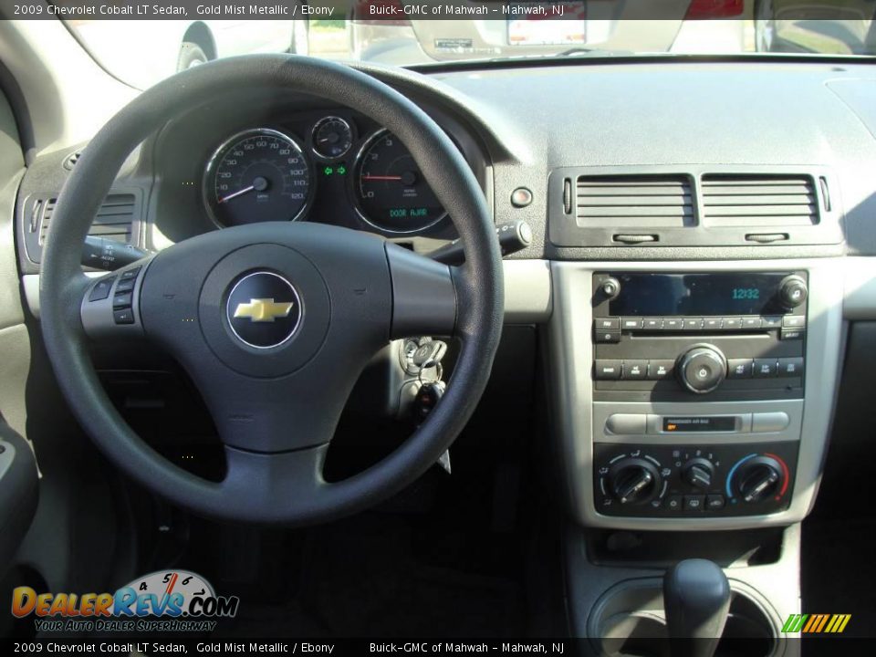 2009 Chevrolet Cobalt LT Sedan Gold Mist Metallic / Ebony Photo #20