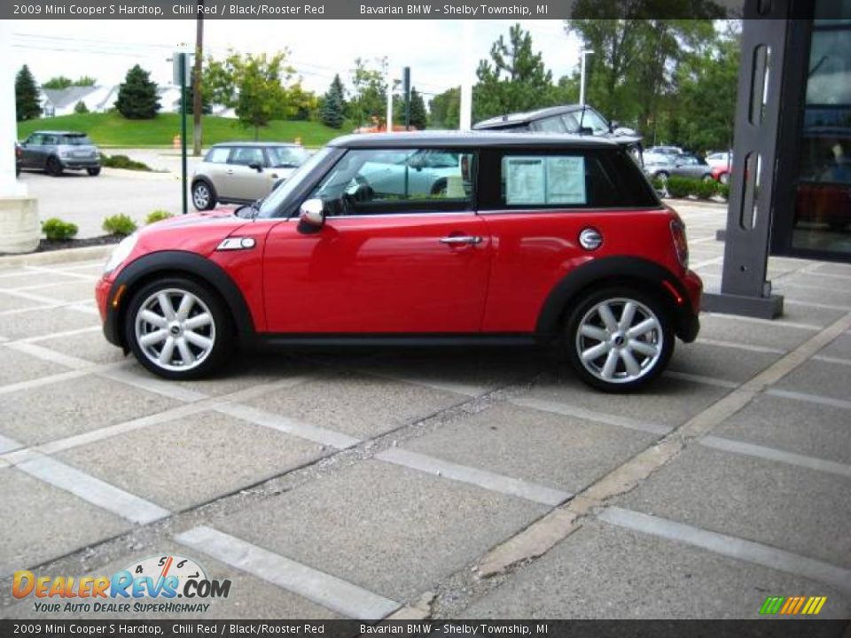 2009 Mini Cooper S Hardtop Chili Red / Black/Rooster Red Photo #4