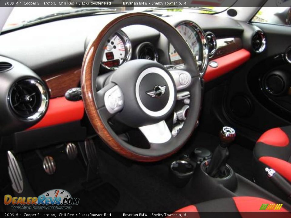2009 Mini Cooper S Hardtop Chili Red / Black/Rooster Red Photo #12
