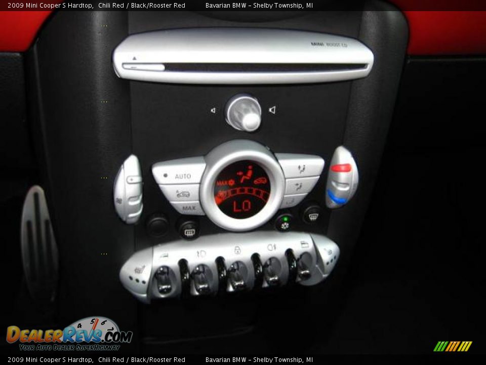 2009 Mini Cooper S Hardtop Chili Red / Black/Rooster Red Photo #18