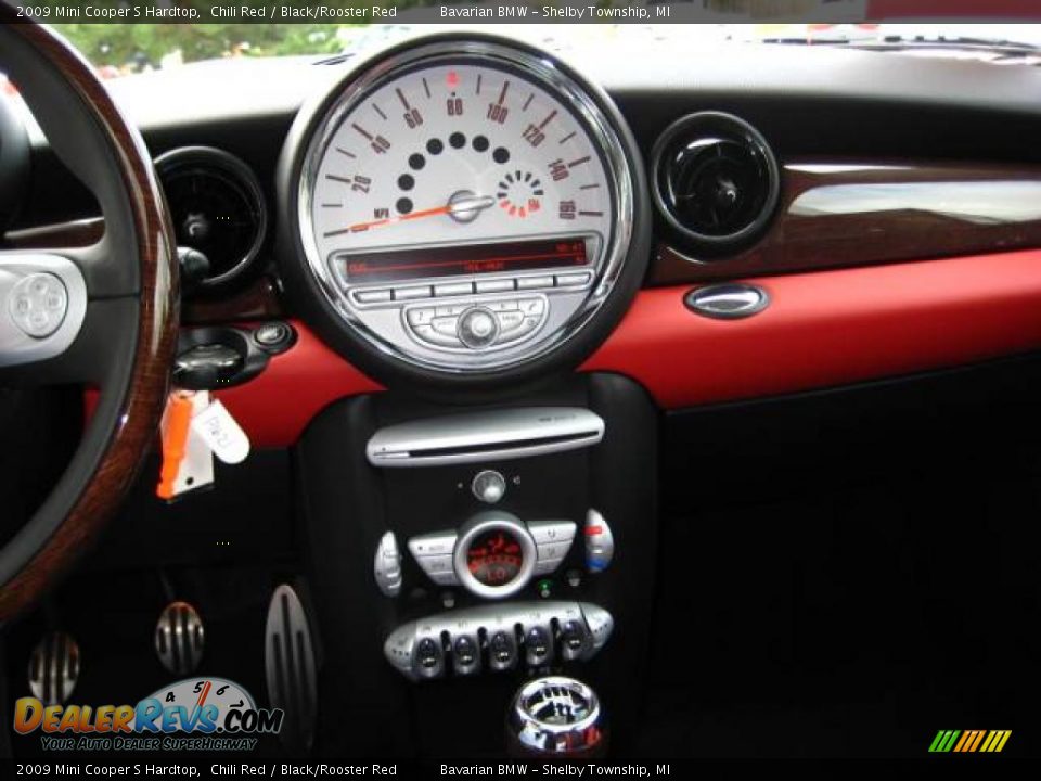 2009 Mini Cooper S Hardtop Chili Red / Black/Rooster Red Photo #19