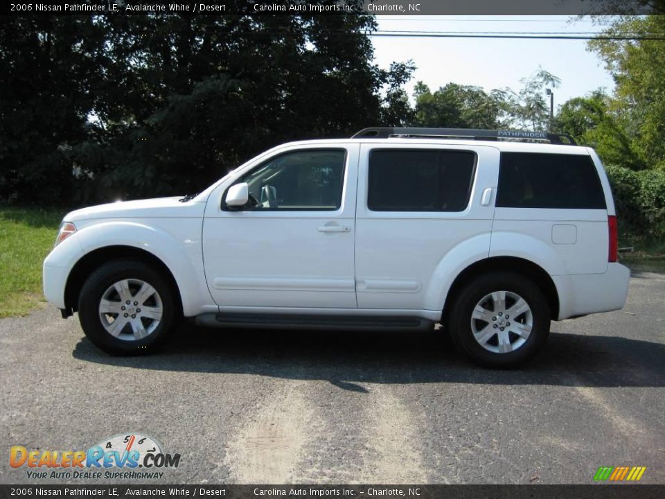 2006 Nissan Pathfinder LE Avalanche White / Desert Photo #5