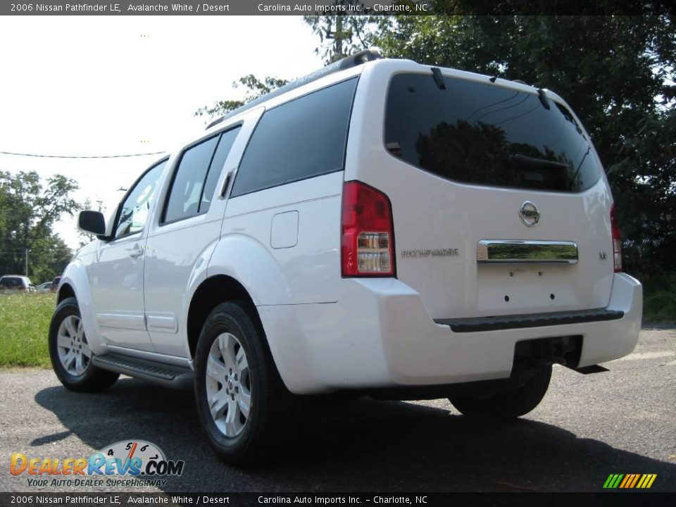 2006 Nissan Pathfinder LE Avalanche White / Desert Photo #6