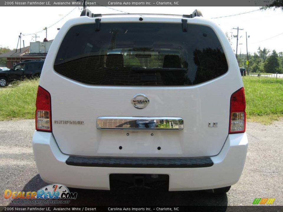 2006 Nissan Pathfinder LE Avalanche White / Desert Photo #7