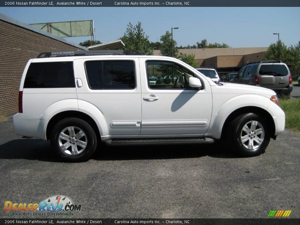 2006 Nissan Pathfinder LE Avalanche White / Desert Photo #9