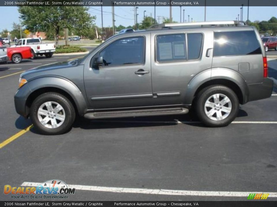 2006 Nissan Pathfinder LE Storm Grey Metallic / Graphite Photo #2