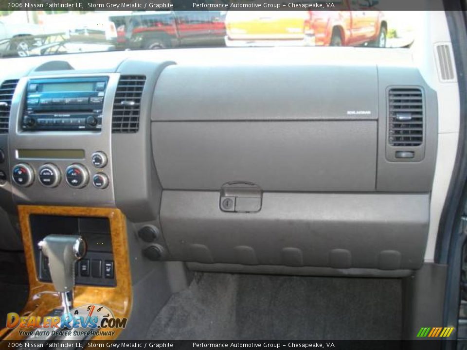 2006 Nissan Pathfinder LE Storm Grey Metallic / Graphite Photo #13