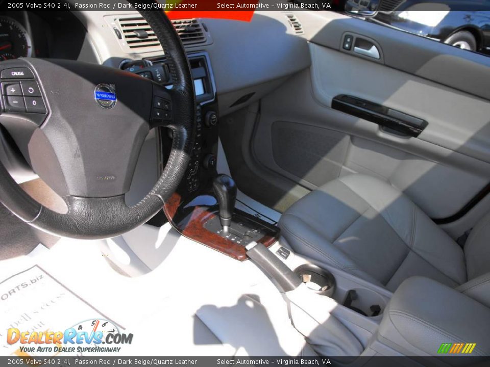 2005 Volvo S40 2.4i Passion Red / Dark Beige/Quartz Leather Photo #10