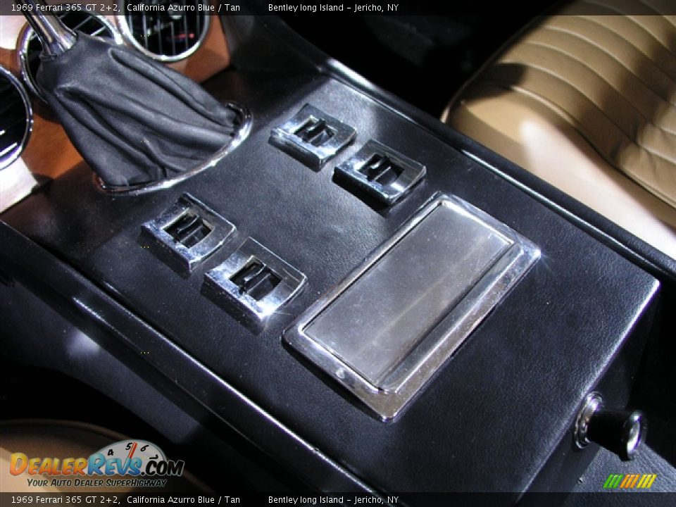 1969 Ferrari 365 GT 2+2 California Azurro Blue / Tan Photo #10