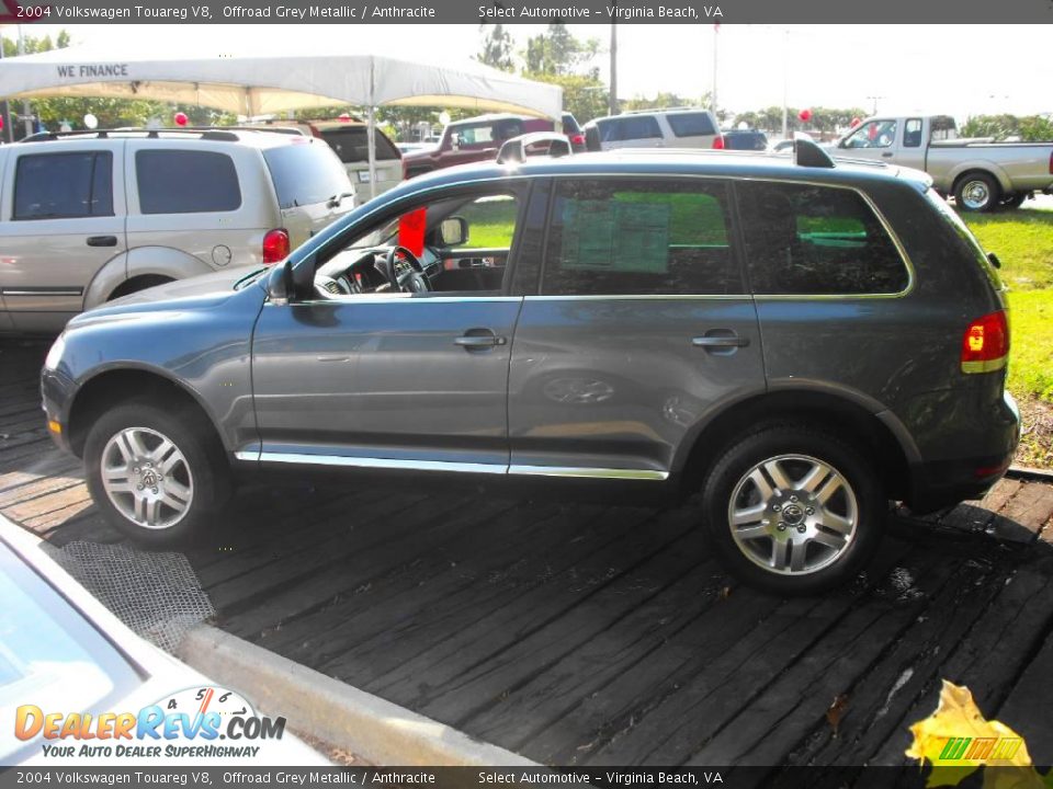 2004 Volkswagen Touareg V8 Offroad Grey Metallic / Anthracite Photo #2
