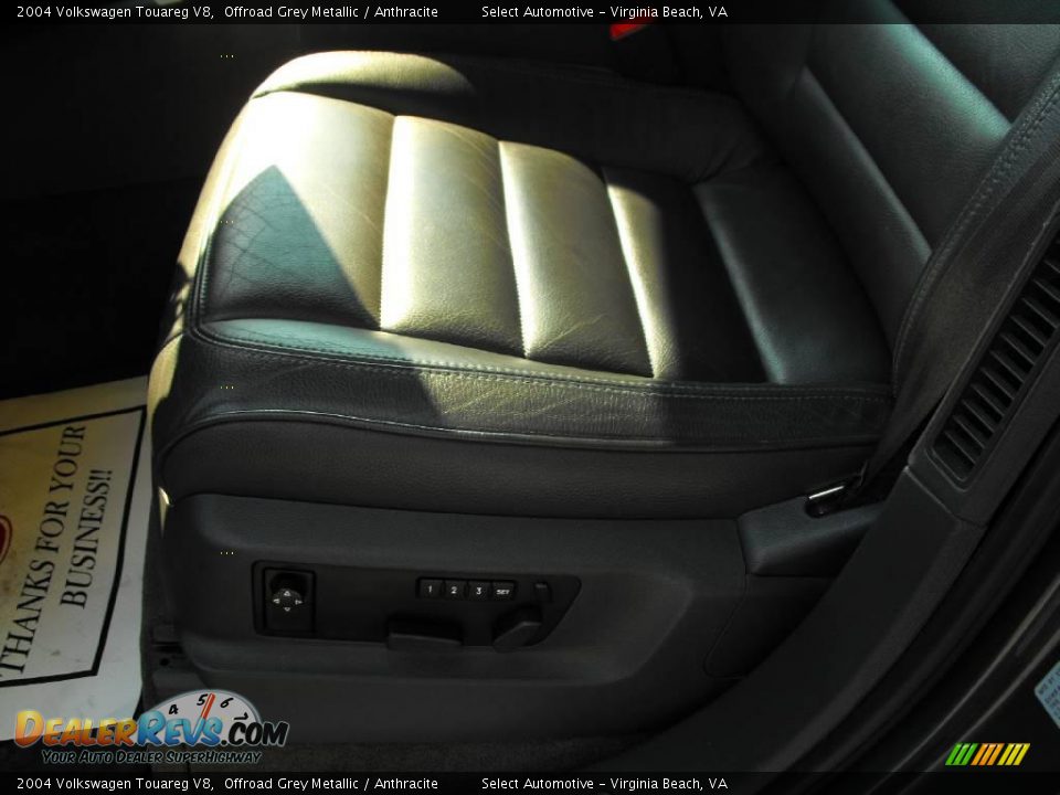 2004 Volkswagen Touareg V8 Offroad Grey Metallic / Anthracite Photo #11