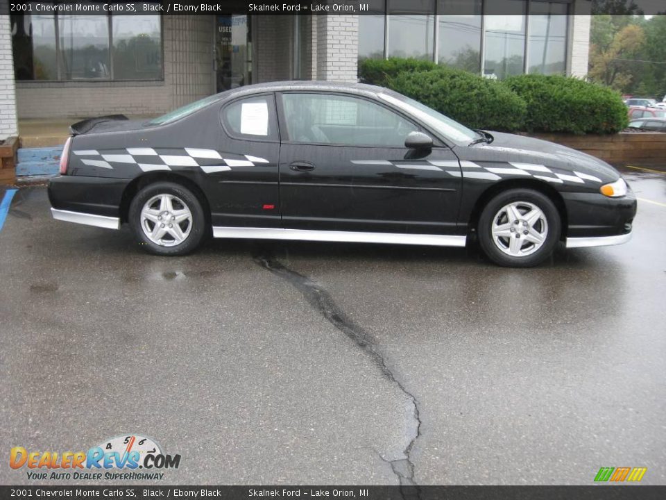 2001 Chevrolet Monte Carlo SS Black / Ebony Black Photo #2