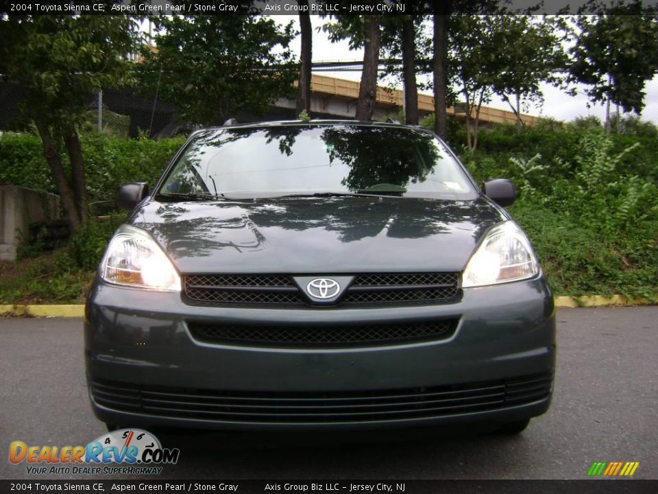 2004 Toyota Sienna CE Aspen Green Pearl / Stone Gray Photo #6