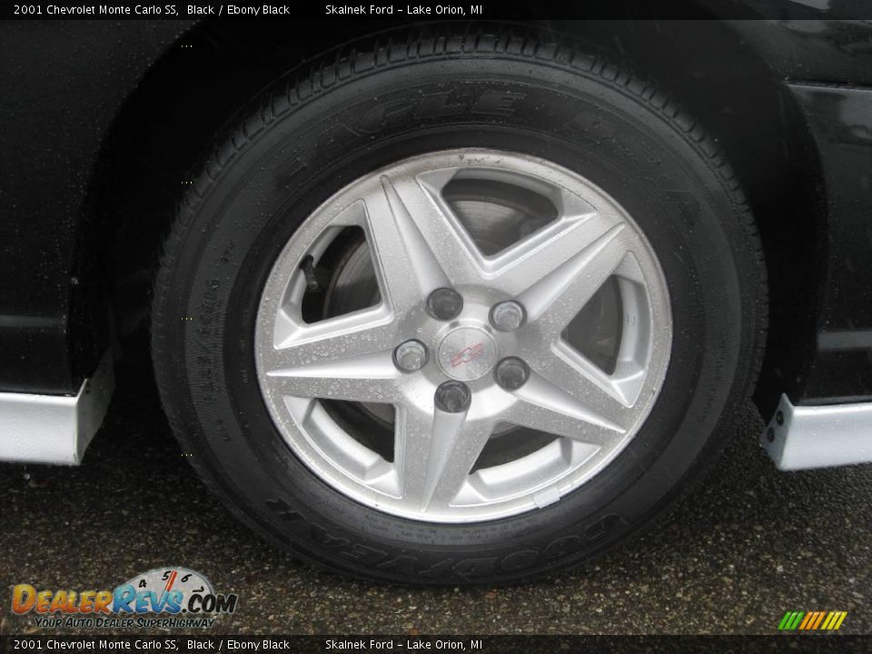 2001 Chevrolet Monte Carlo SS Black / Ebony Black Photo #15