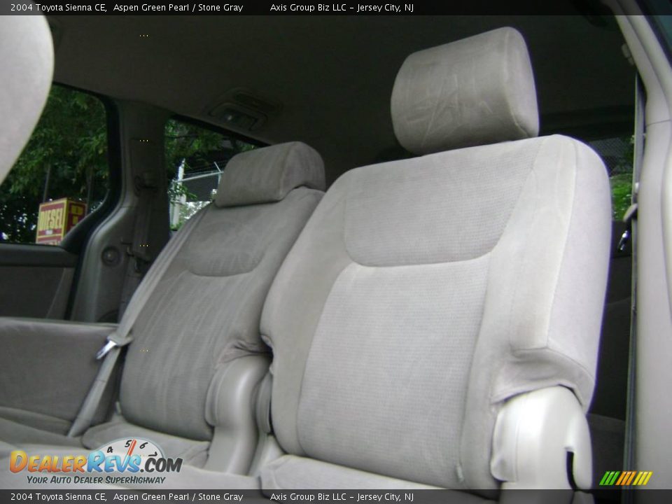 2004 Toyota Sienna CE Aspen Green Pearl / Stone Gray Photo #24