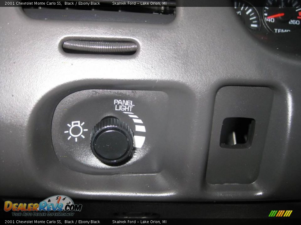 2001 Chevrolet Monte Carlo SS Black / Ebony Black Photo #26