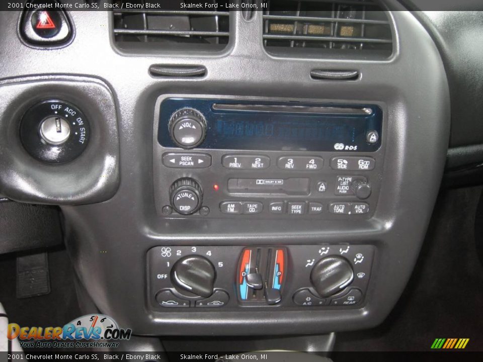 2001 Chevrolet Monte Carlo SS Black / Ebony Black Photo #29