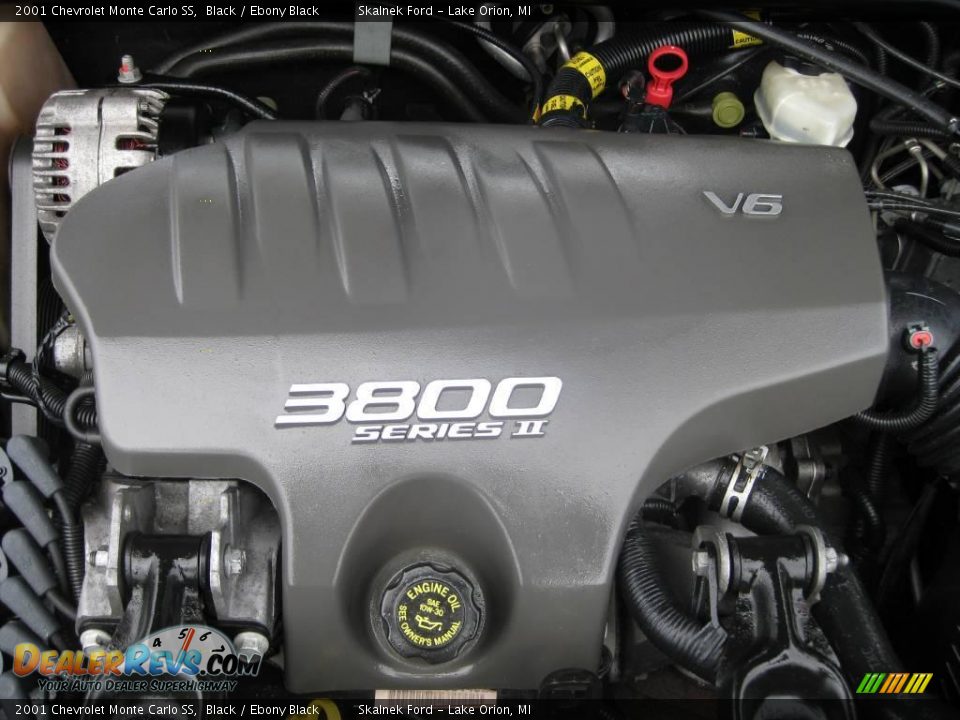 2001 Chevrolet Monte Carlo SS Black / Ebony Black Photo #32