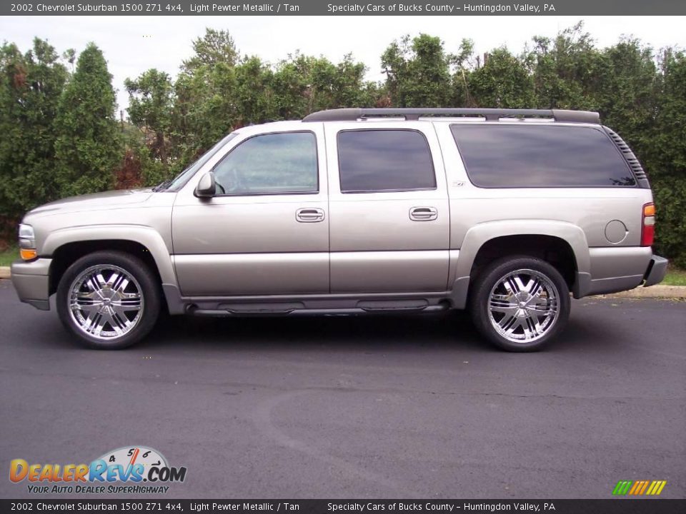 2002 Chevrolet Suburban 1500 Z71 4x4 Light Pewter Metallic / Tan Photo #5