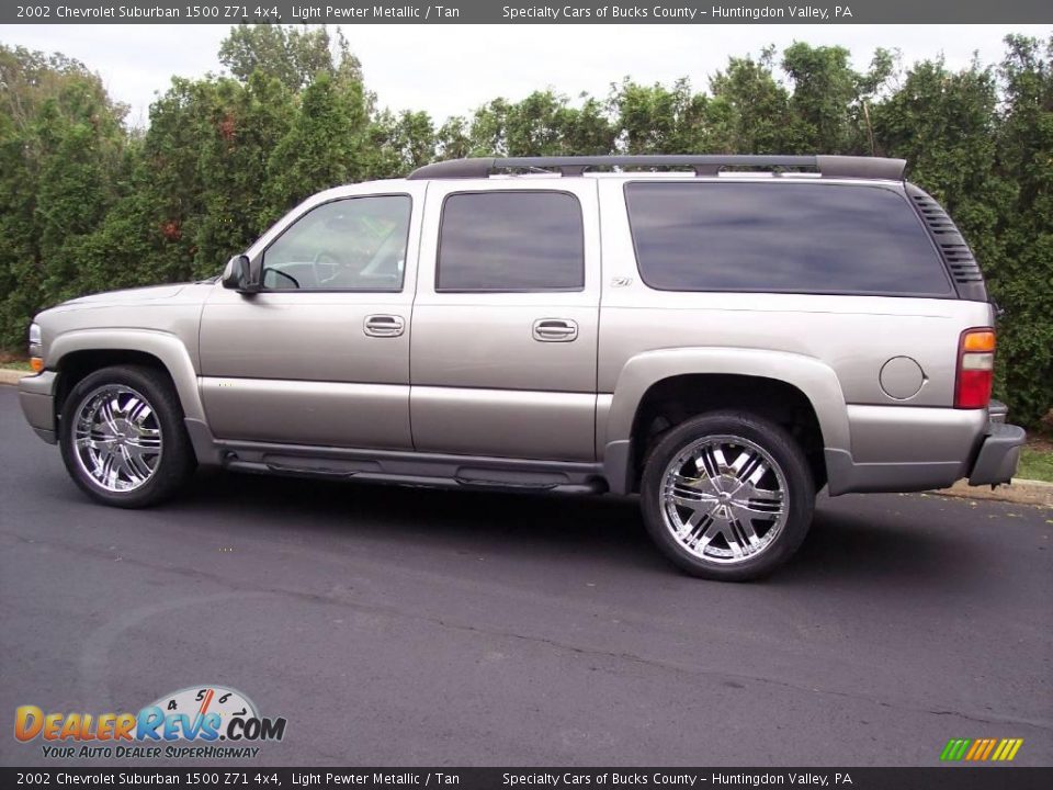 2002 Chevrolet Suburban 1500 Z71 4x4 Light Pewter Metallic / Tan Photo #6