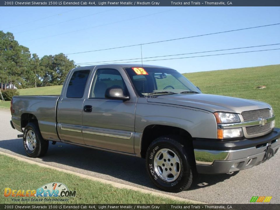 2003 Chevrolet Silverado 1500 LS Extended Cab 4x4 Light Pewter Metallic / Medium Gray Photo #1