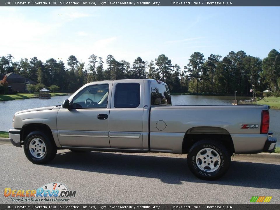 2003 Chevrolet Silverado 1500 LS Extended Cab 4x4 Light Pewter Metallic / Medium Gray Photo #4