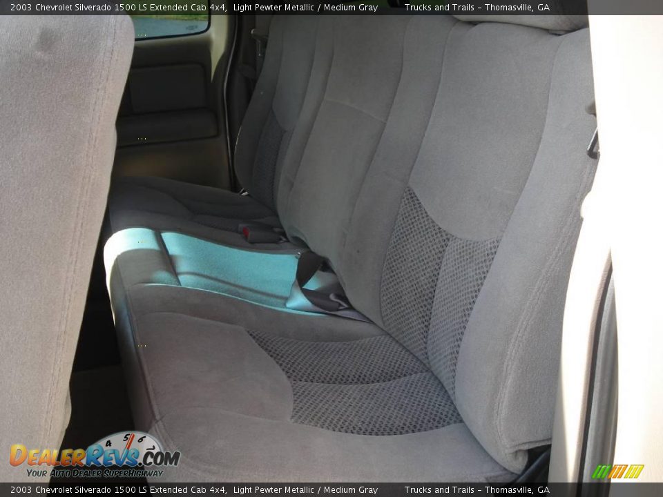 2003 Chevrolet Silverado 1500 LS Extended Cab 4x4 Light Pewter Metallic / Medium Gray Photo #7