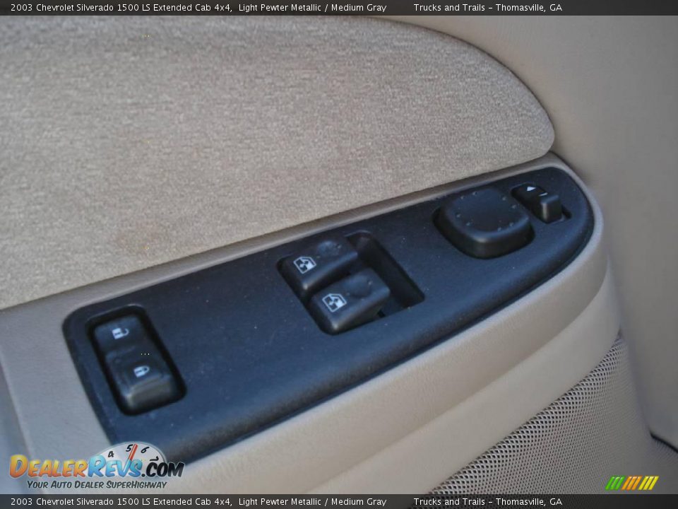 2003 Chevrolet Silverado 1500 LS Extended Cab 4x4 Light Pewter Metallic / Medium Gray Photo #8
