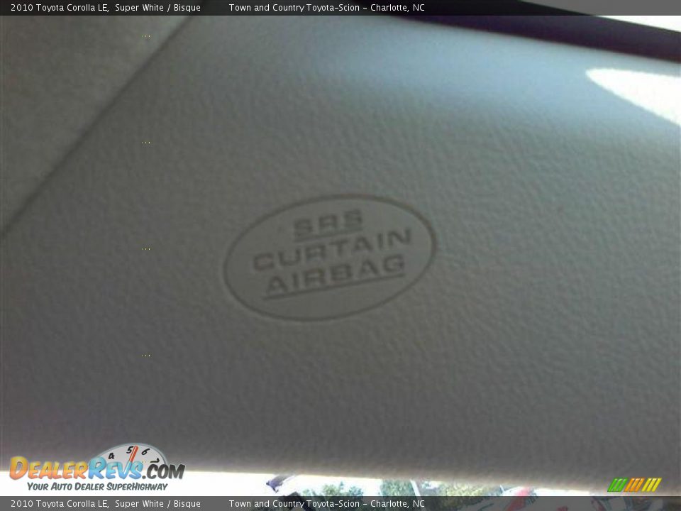 2010 Toyota Corolla LE Super White / Bisque Photo #18