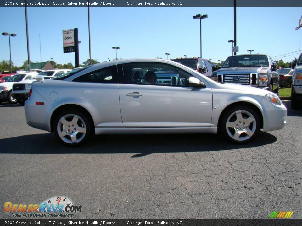 2009 Chevrolet Cobalt LT Coupe Silver Ice Metallic / Ebony Photo #2