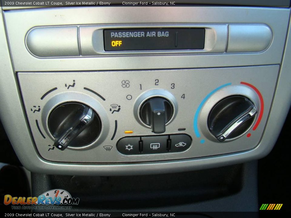 2009 Chevrolet Cobalt LT Coupe Silver Ice Metallic / Ebony Photo #18