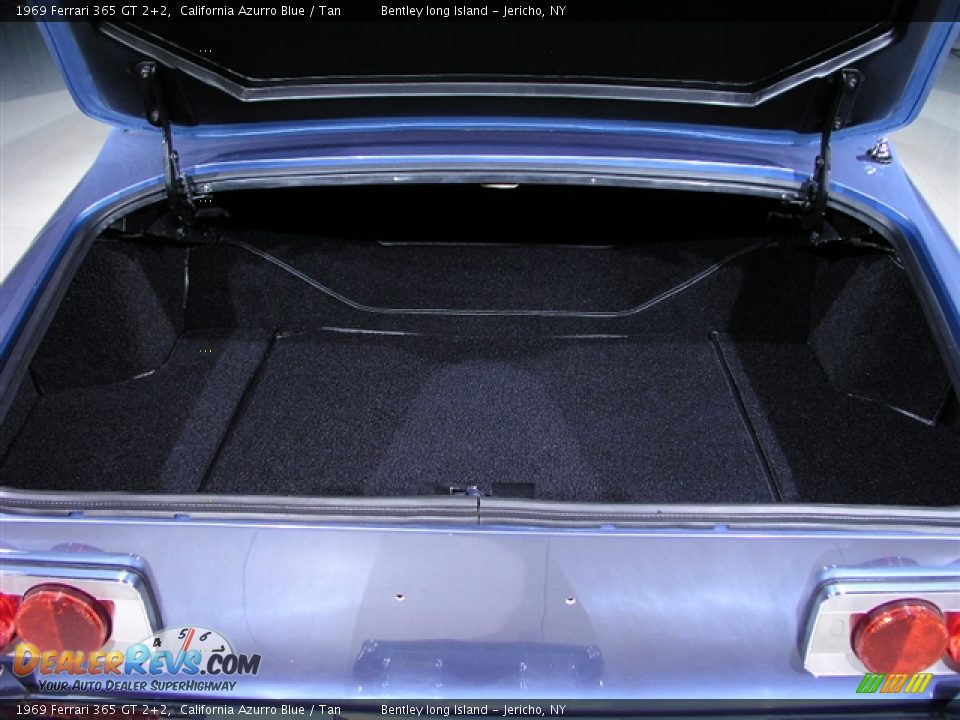 1969 Ferrari 365 GT 2+2 California Azurro Blue / Tan Photo #18