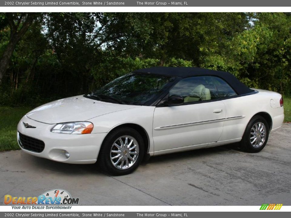 2002 Chrysler Sebring Limited Convertible Stone White / Sandstone Photo #2
