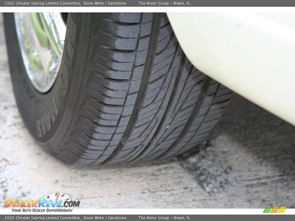 2002 Chrysler Sebring Limited Convertible Stone White / Sandstone Photo #34