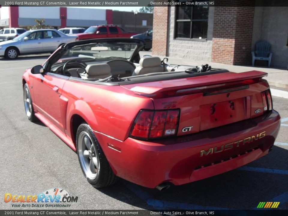 2001 Ford Mustang GT Convertible Laser Red Metallic / Medium Parchment Photo #10