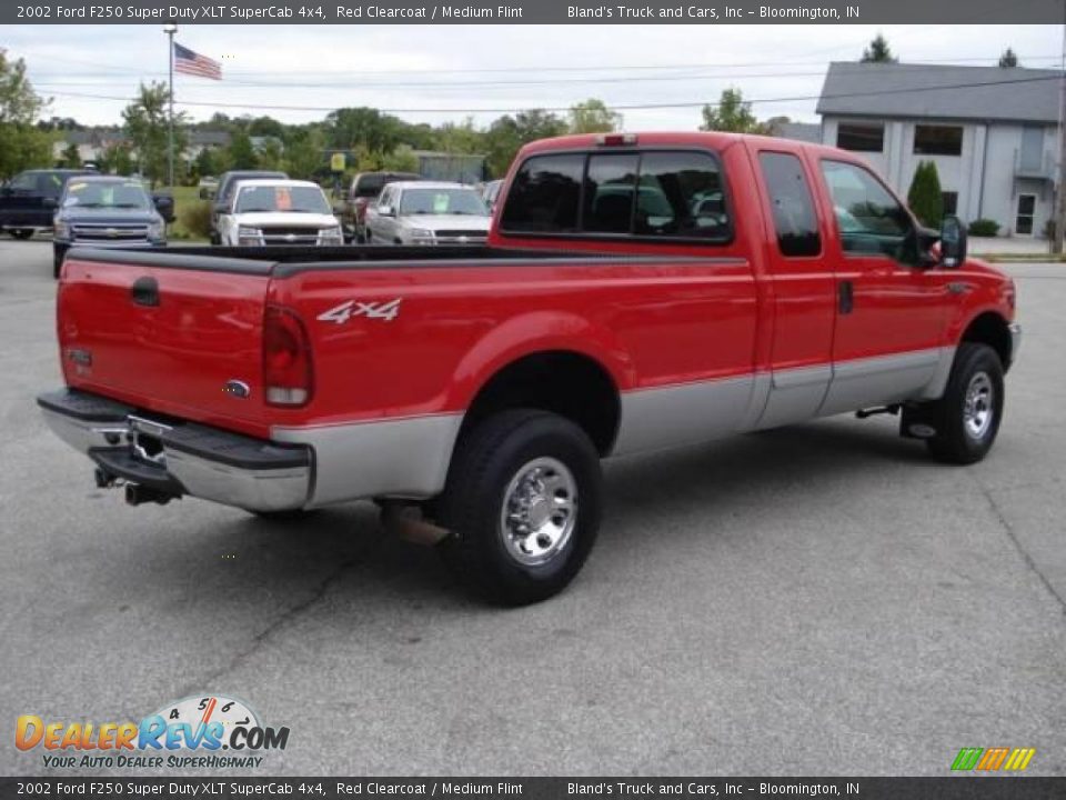 2002 Ford F250 Super Duty XLT SuperCab 4x4 Red Clearcoat / Medium Flint Photo #3