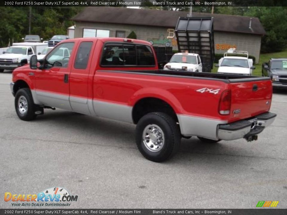 2002 Ford F250 Super Duty XLT SuperCab 4x4 Red Clearcoat / Medium Flint Photo #6