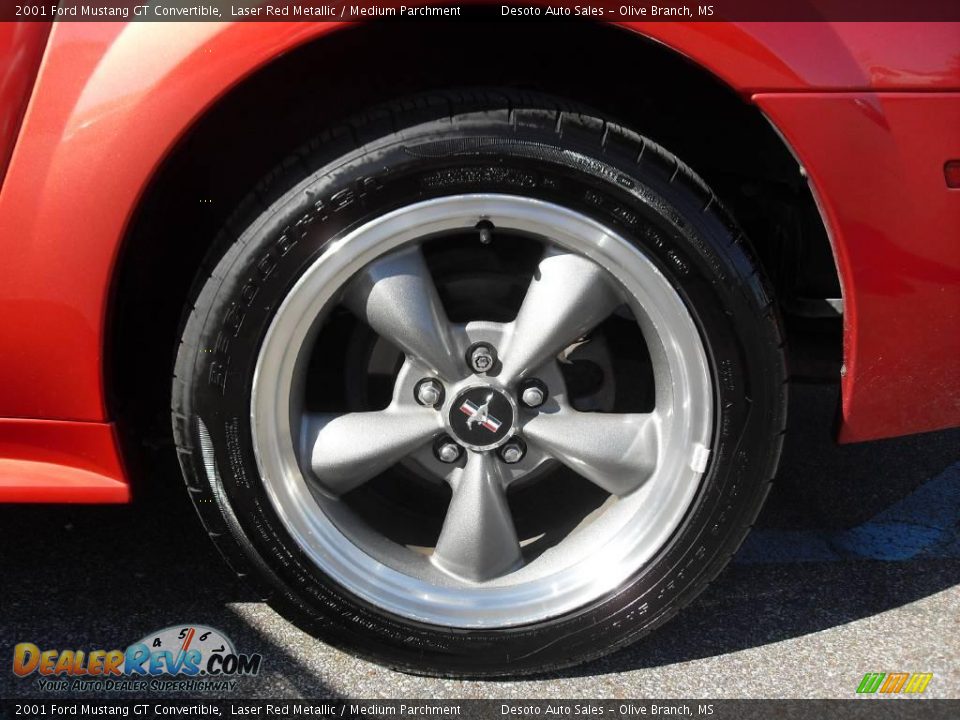 2001 Ford Mustang GT Convertible Laser Red Metallic / Medium Parchment Photo #19