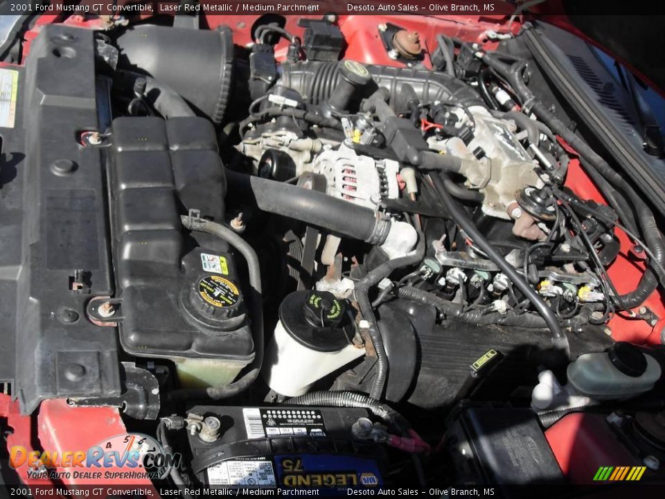 2001 Ford Mustang GT Convertible Laser Red Metallic / Medium Parchment Photo #22