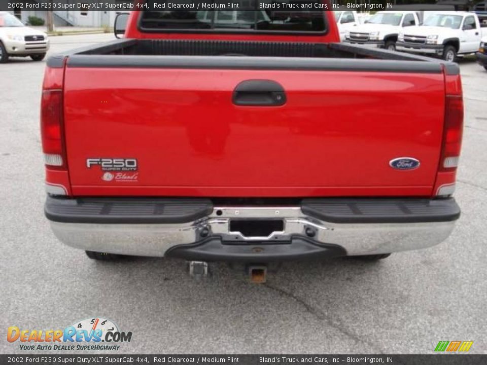 2002 Ford F250 Super Duty XLT SuperCab 4x4 Red Clearcoat / Medium Flint Photo #15