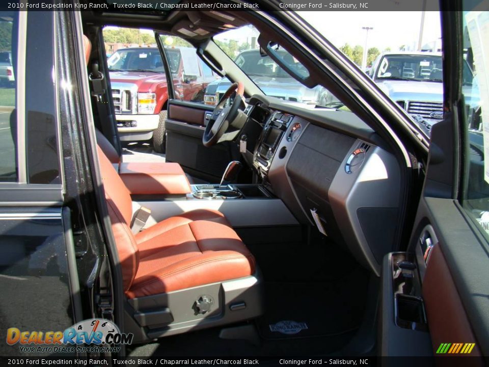 2010 Ford Expedition King Ranch Tuxedo Black / Chaparral Leather/Charcoal Black Photo #16