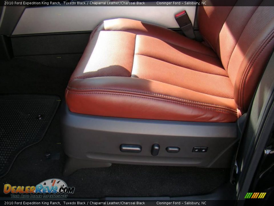 2010 Ford Expedition King Ranch Tuxedo Black / Chaparral Leather/Charcoal Black Photo #24