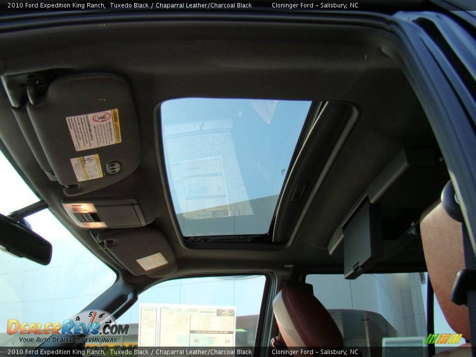 2010 Ford Expedition King Ranch Tuxedo Black / Chaparral Leather/Charcoal Black Photo #25