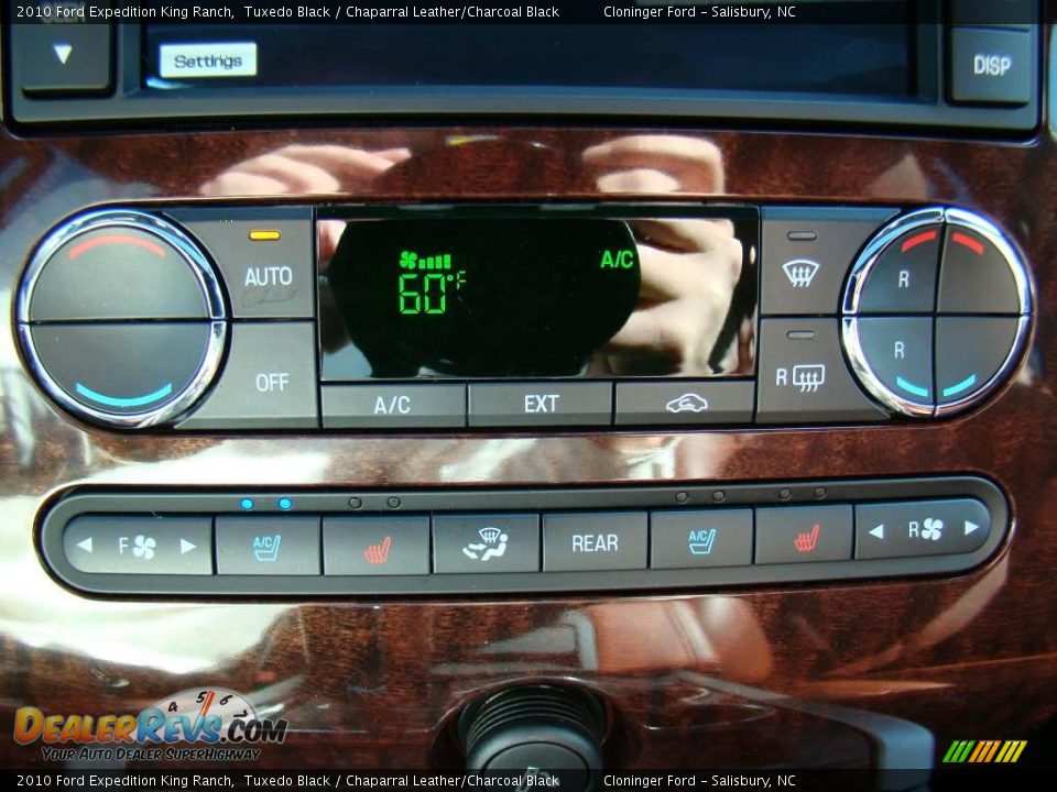 2010 Ford Expedition King Ranch Tuxedo Black / Chaparral Leather/Charcoal Black Photo #30